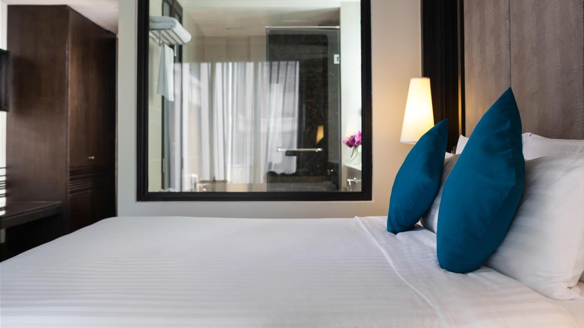 Mövenpick Sukhumvit 15 - Sha 5* Bangkok