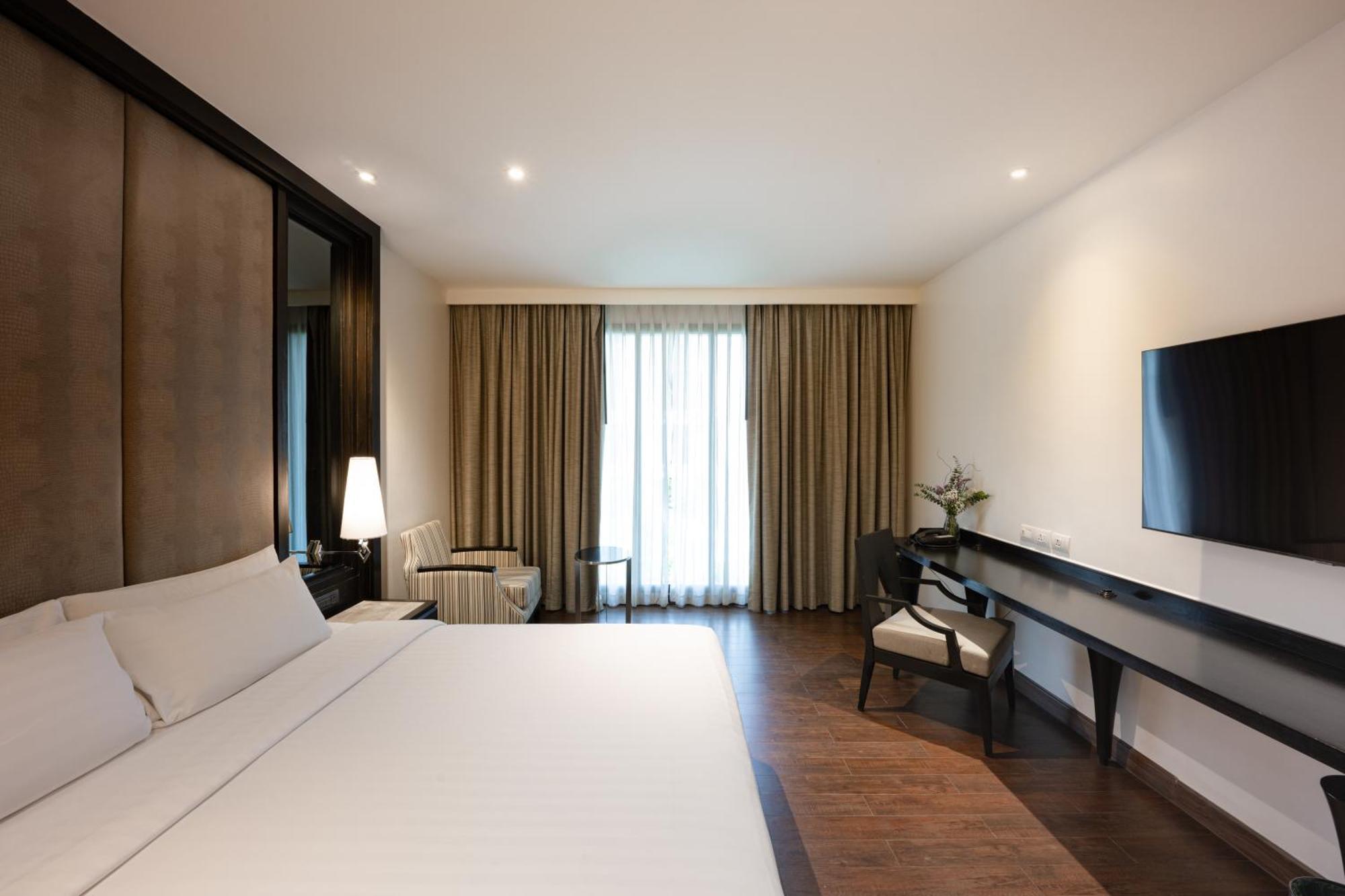 酒店 Moevenpick Sukhumvit 15 5*