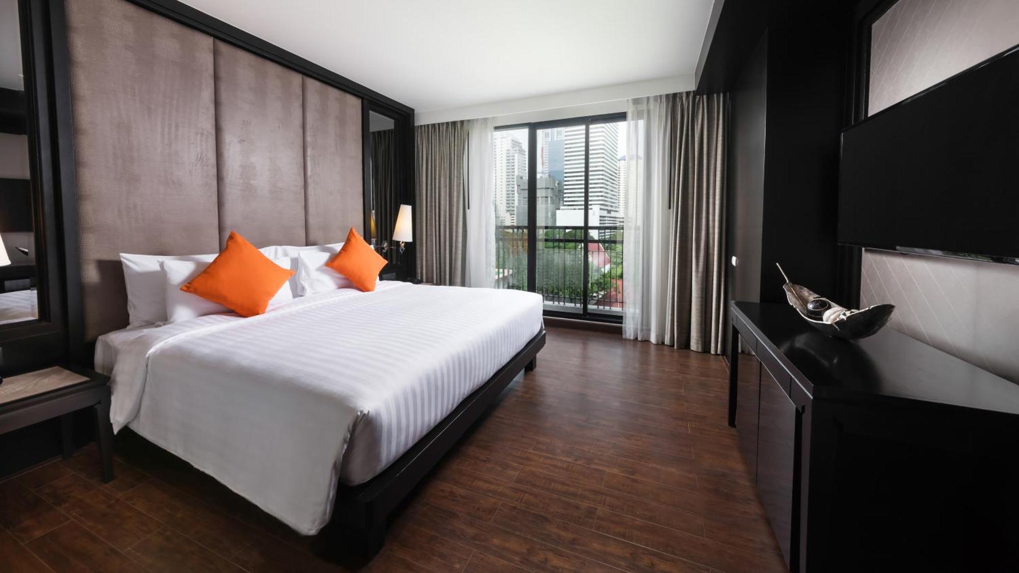 מלון Moevenpick Sukhumvit 15 5*